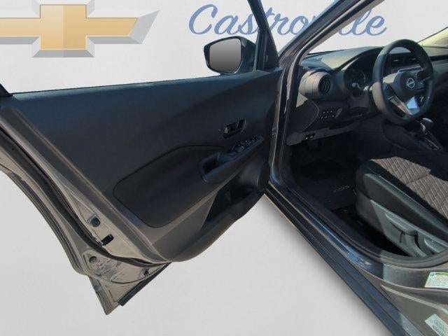2022 Nissan Kicks S Xtronic CVT