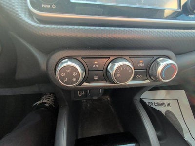 2022 Nissan Kicks S Xtronic CVT