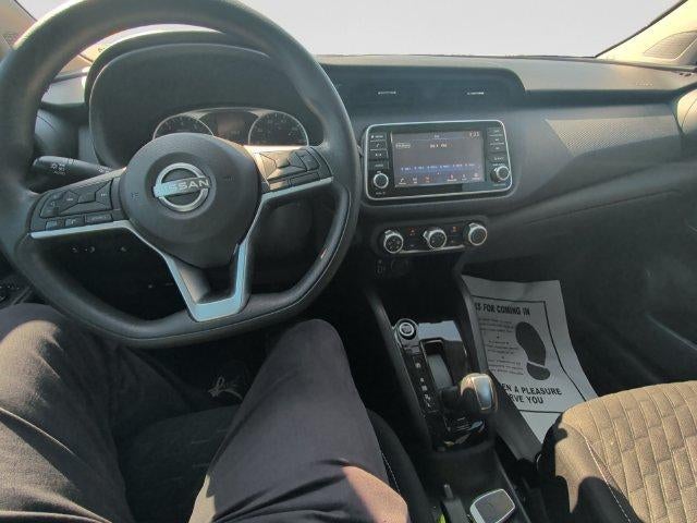 2022 Nissan Kicks S Xtronic CVT