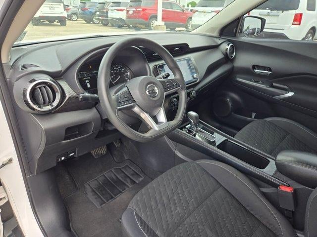 2021 Nissan Kicks SV Xtronic CVT