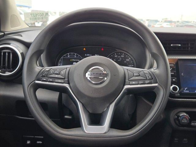 2021 Nissan Kicks SV Xtronic CVT