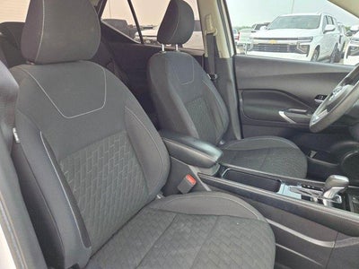 2021 Nissan Kicks SV Xtronic CVT