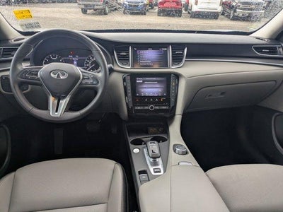 2023 INFINITI QX50 LUXE