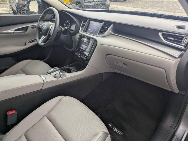 2023 INFINITI QX50 LUXE