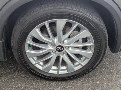 2023 INFINITI QX50 LUXE