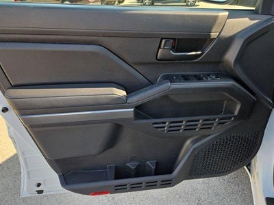 2024 Toyota Tacoma 2WD SR5