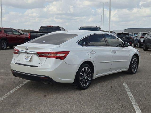 2018 Toyota Avalon XLE