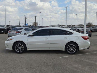 2018 Toyota Avalon XLE