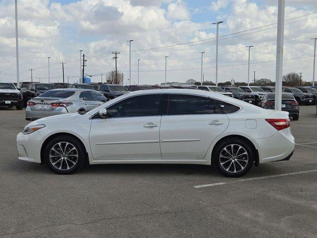 2018 Toyota Avalon XLE