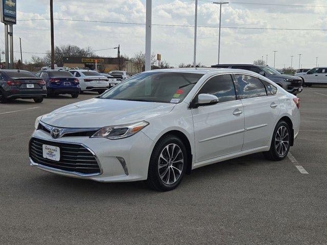 2018 Toyota Avalon XLE