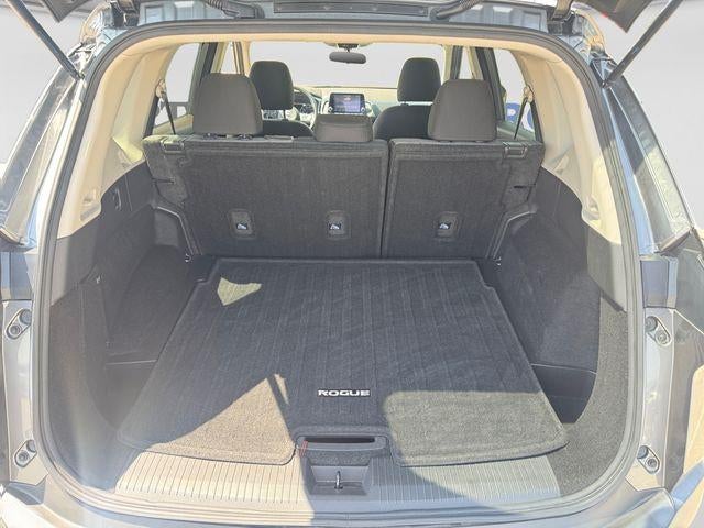 2022 Nissan Rogue SV FWD