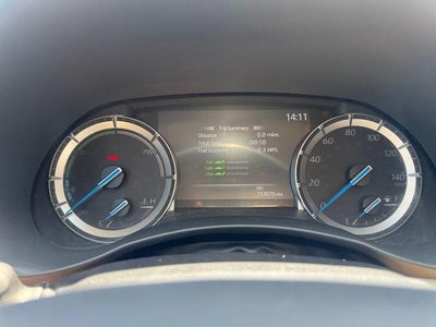 2022 Toyota Highlander Hybrid Platinum