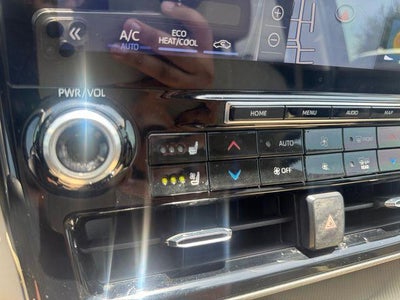 2022 Toyota Highlander Hybrid Platinum
