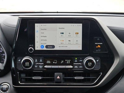 2023 Toyota Highlander XLE