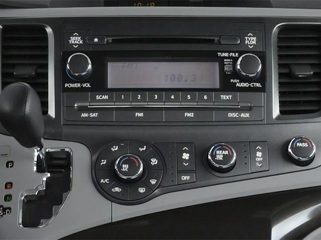 2014 Toyota Sienna LE V6 7 Passenger Mobility