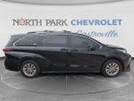 2022 Toyota Sienna LE