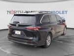 2022 Toyota Sienna LE