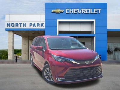 2021 Toyota Sienna XLE