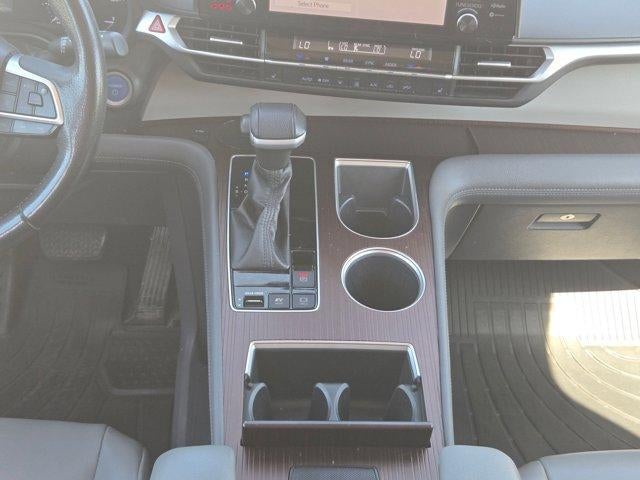 2021 Toyota Sienna XLE - Photo 17