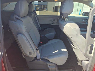 2021 Toyota Sienna XLE