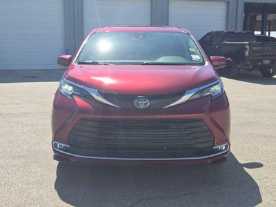 2021 Toyota Sienna XLE