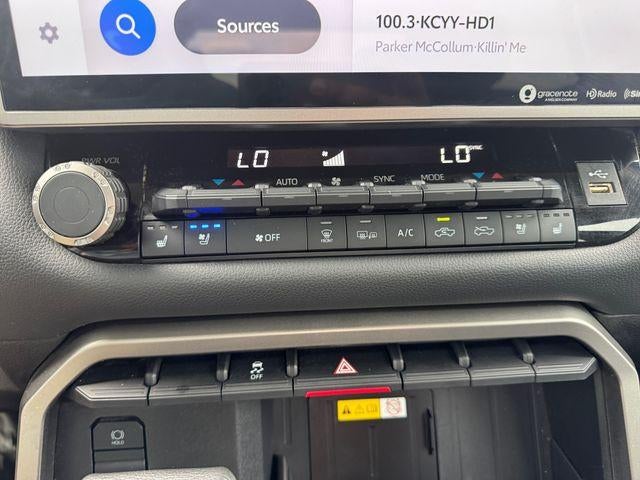 2022 Toyota Tundra 4WD Limited