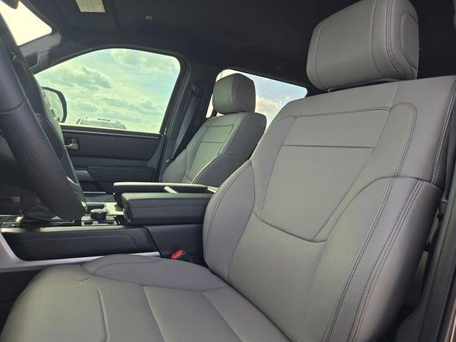 2026 Toyota Tundra SR5 CrewMax 5.5' Bed