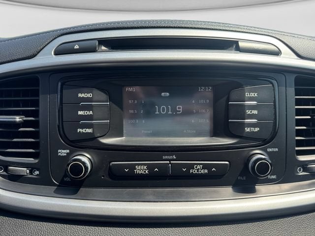 2017 Kia Sorento 2.4L LX