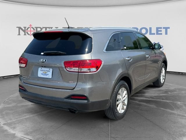 2017 Kia Sorento 2.4L LX