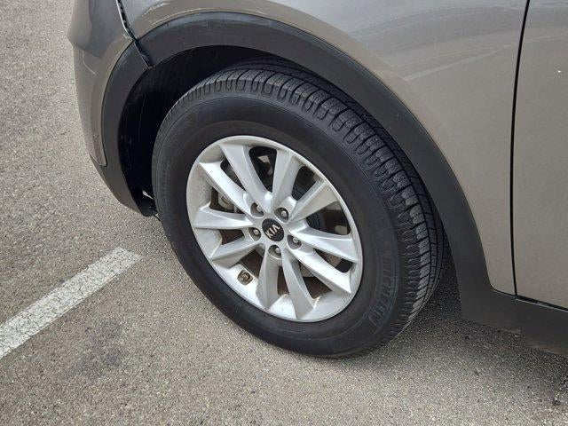 2019 Kia Sorento 3.3L LX