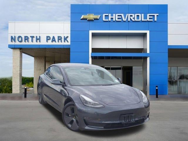 2022 Tesla Model 3 Long Range Dual Motor All-Wheel Drive's photo