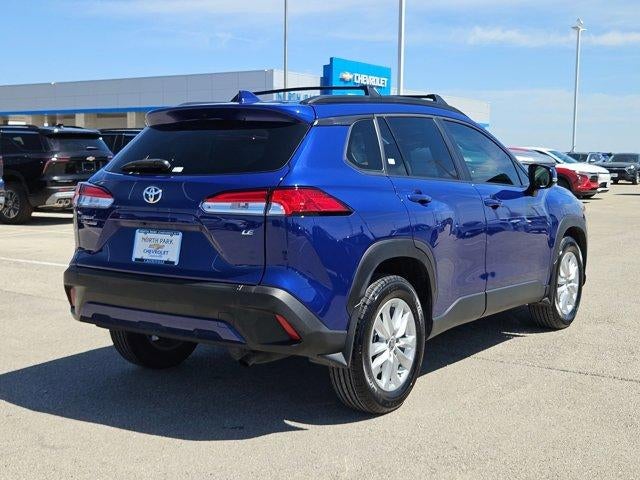 2024 Toyota Corolla Cross LE