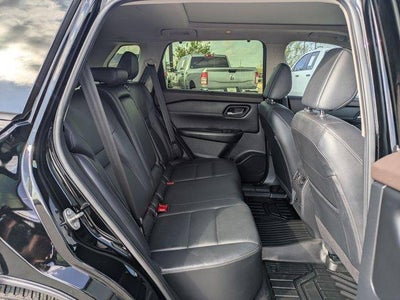 2023 Nissan Rogue SL FWD