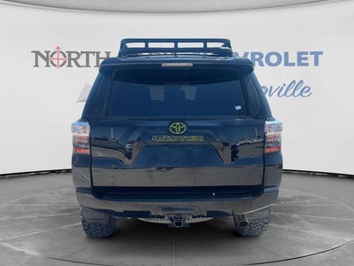 2022 Toyota 4Runner SR5