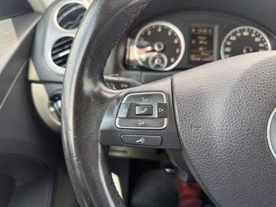 2011 Volkswagen Tiguan Base