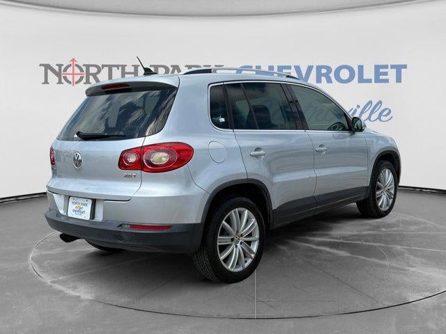 2011 Volkswagen Tiguan Base