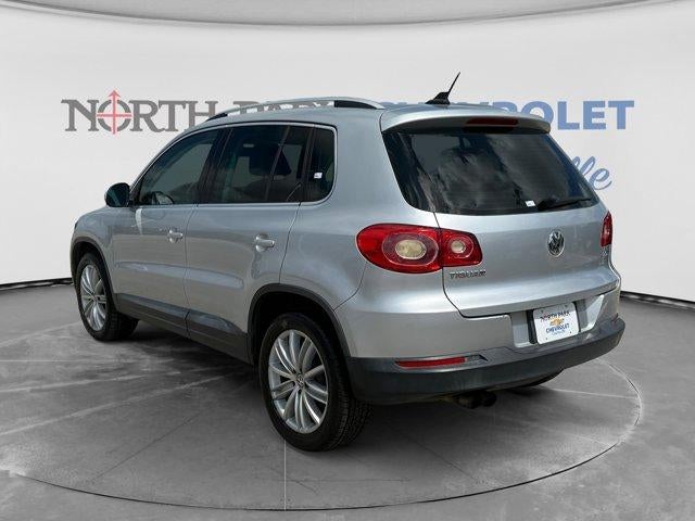 2011 Volkswagen Tiguan Base