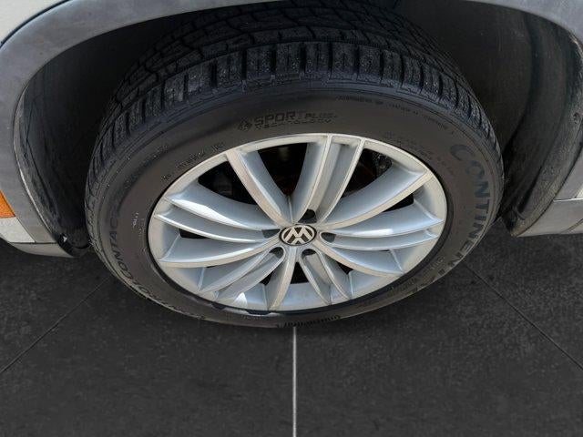 2011 Volkswagen Tiguan Base