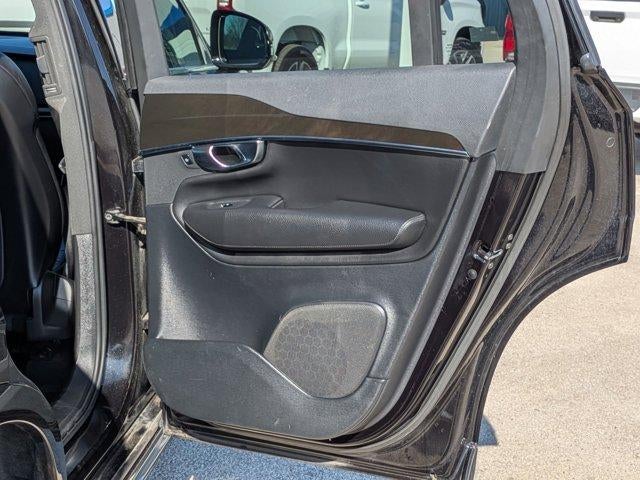 2018 Volvo XC90 Momentum