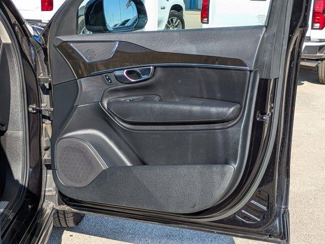 2018 Volvo XC90 Momentum