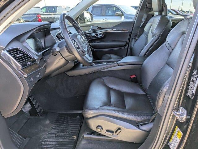 2018 Volvo XC90 Momentum