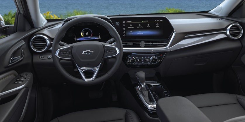 2022 Chevrolet Trax interior