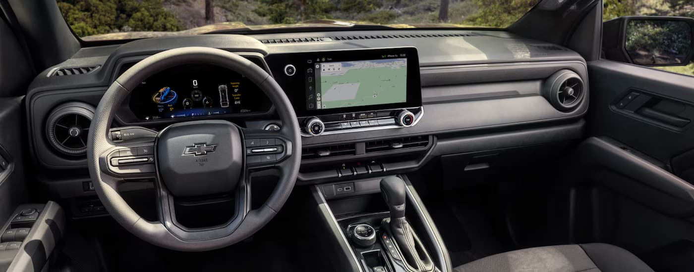 Infotainment display and digital gauge cluster in a 2026 Chevy Colorado