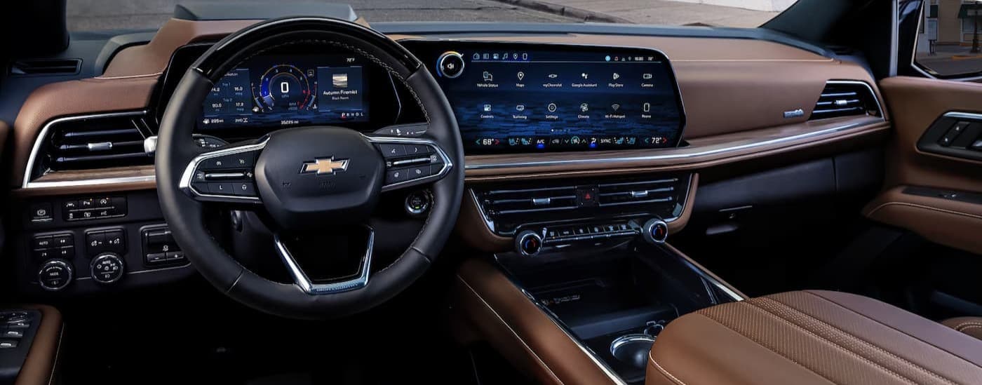 Brown dash in a 2026 Chevy Suburban.
